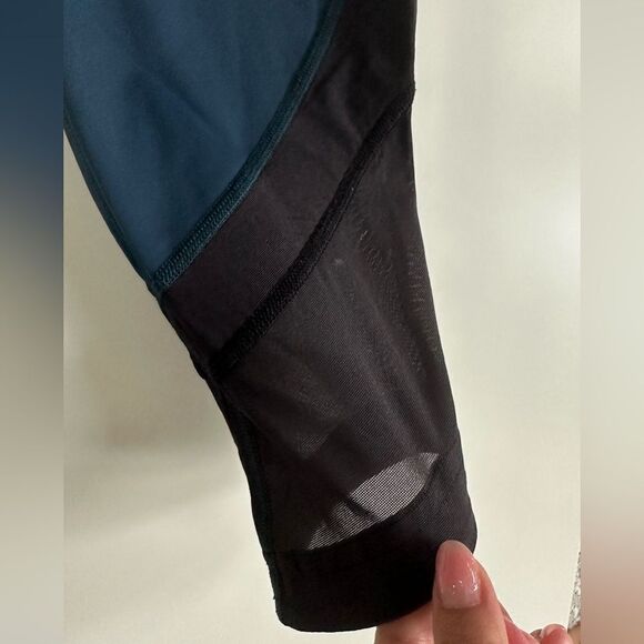 LULULEMON ATHLETICA LEGGINGS - Picture 2 of 7